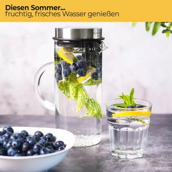 100503 - Hitzebeständige 1 Liter Glaskaraffe mit Fruchteinsatz und Deckel - mit Früchten
