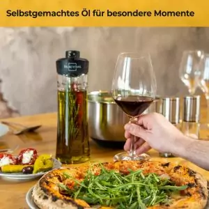 100515 - Ölflasche 500 ml mit Kräutersieb - selbst gemacht