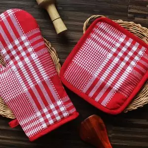 101404 - Set Topfhandschuh und Topflappen in kariert rot und weiß