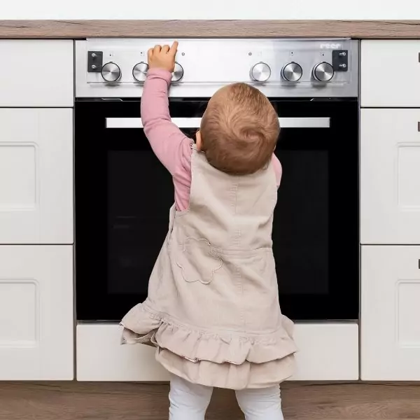 101302 - Herdabdeckung für die Knöpfe - Schutz vor Kindern