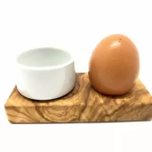 100423 - Eierbecher mit Porzellanschale und Löffel - mit Ei ohne Löffel