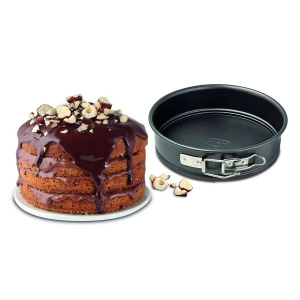 103013-Mini Springform 16 cm mit Anti-Haftbeschichtung in schwarz - mit Kuchen