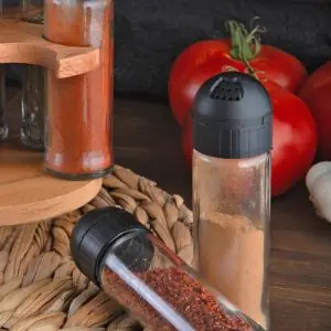 103608-Gewürzkarussell mit Gläser bestehend aus 6 Gläser zu 105 ml und einem drehbaren Holzständer. Handgemacht und aus FSC-zertifiziertem Holz - Gläser mit Gewürzen