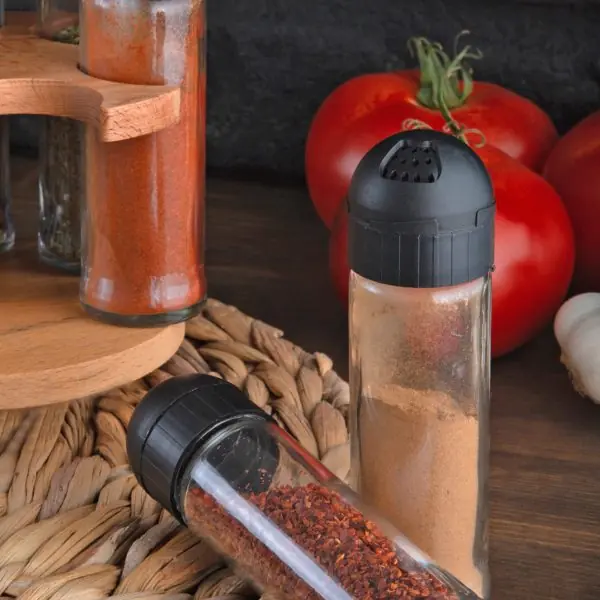 103608-Gewürzkarussell mit Gläser bestehend aus 6 Gläser zu 105 ml und einem drehbaren Holzständer. Handgemacht und aus FSC-zertifiziertem Holz - Gläser mit Gewürzen