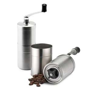 1003B33 - Camping Kaffeemühle mit Keramikmahlwerk aus Edelstahl, sehr kompaktes Design für Reisen und unterwegs