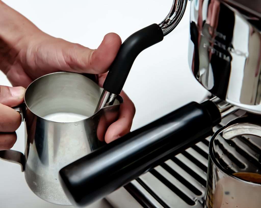 Barista Milchkännchen zum Herstellen von Latte Art